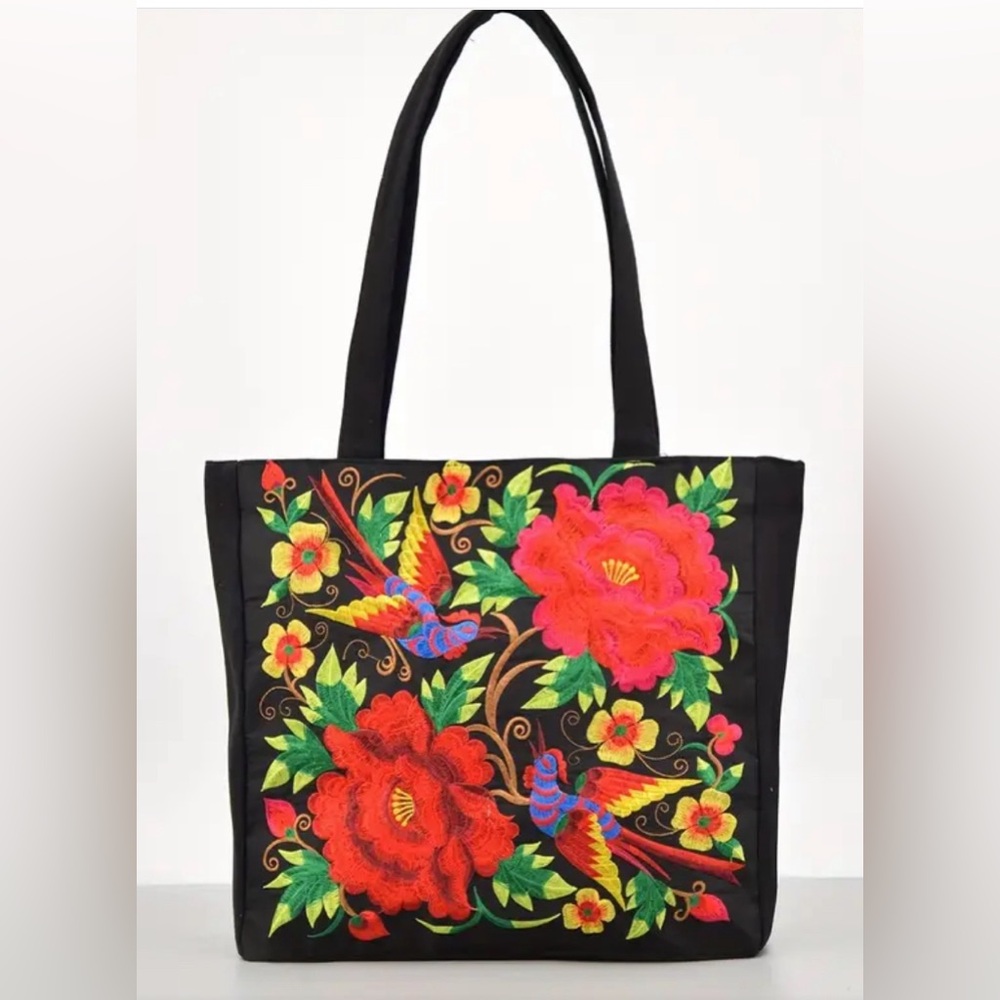 Tropical Embroidered Women’s Tote Bag with Zipper and Lining